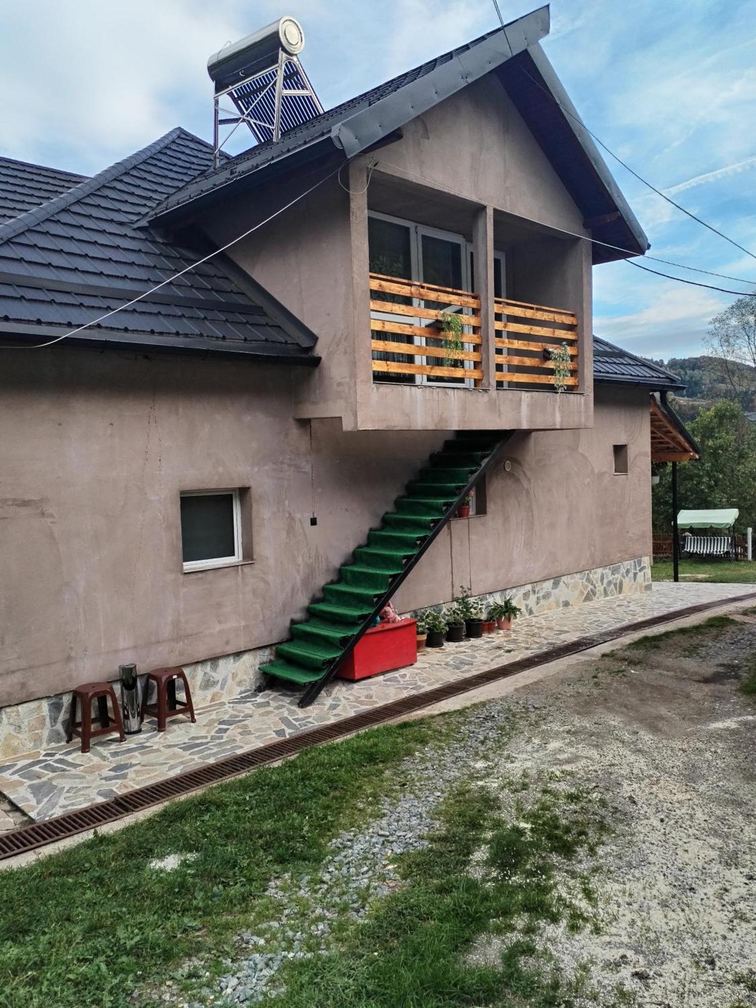 Casa Sara Hotel Dimbovicioara Luaran gambar